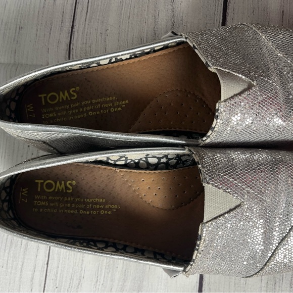 Women’s silver glitter Toms - Picture 7 of 7